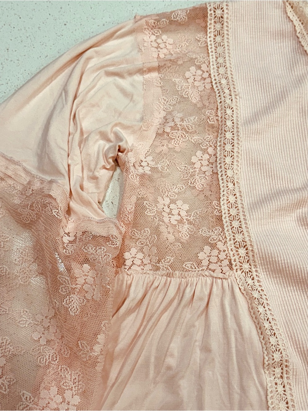 NWOT POL Long Sleeve Pink Lace-Trim Open Cardigan Kimono - Picture 3 of 7